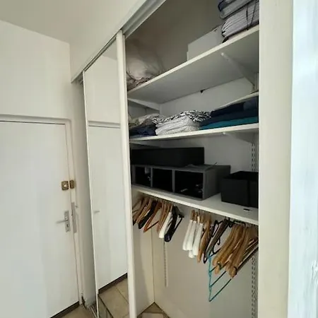 Centre Ideal For Tourists And Business Daire *